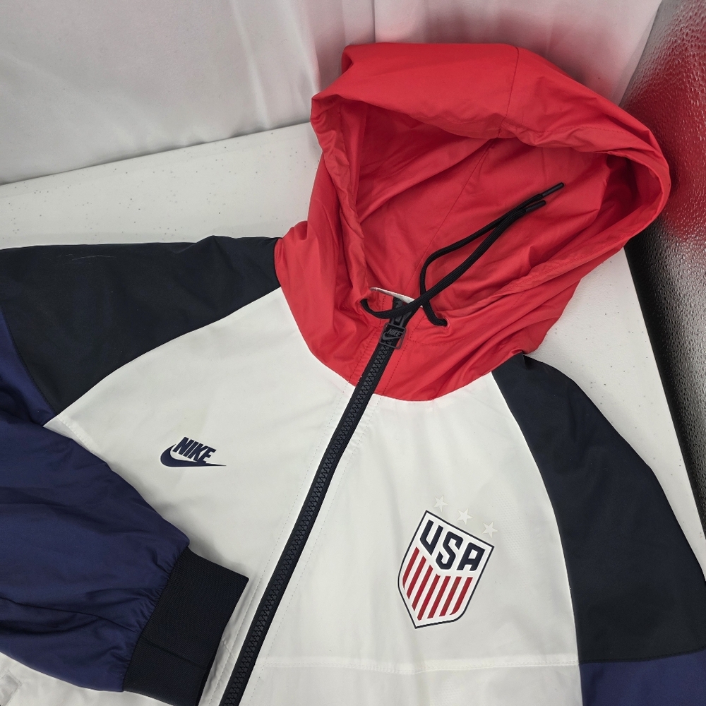 Nike Team USA Soccer Women SIZE M Full Zip Windbreaker CI8407-100 Red White Blue